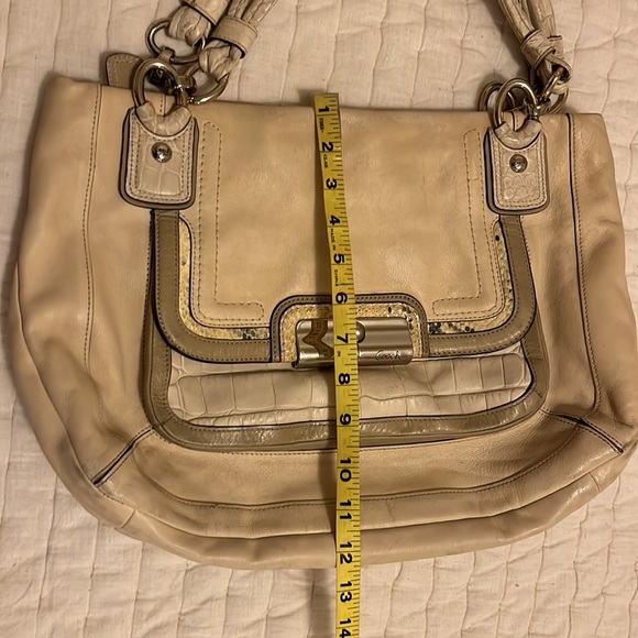 Cream Coach Kristen Purse - Authentic - Picture 12 of 15